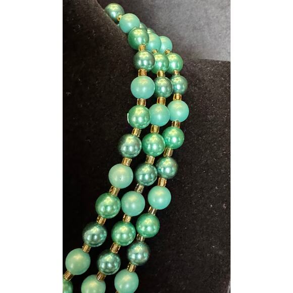 Vintage Mint-Teal Triple Strand Beaded Necklace – 13" Choker + 3" Extender N52 - Picture 3 of 4